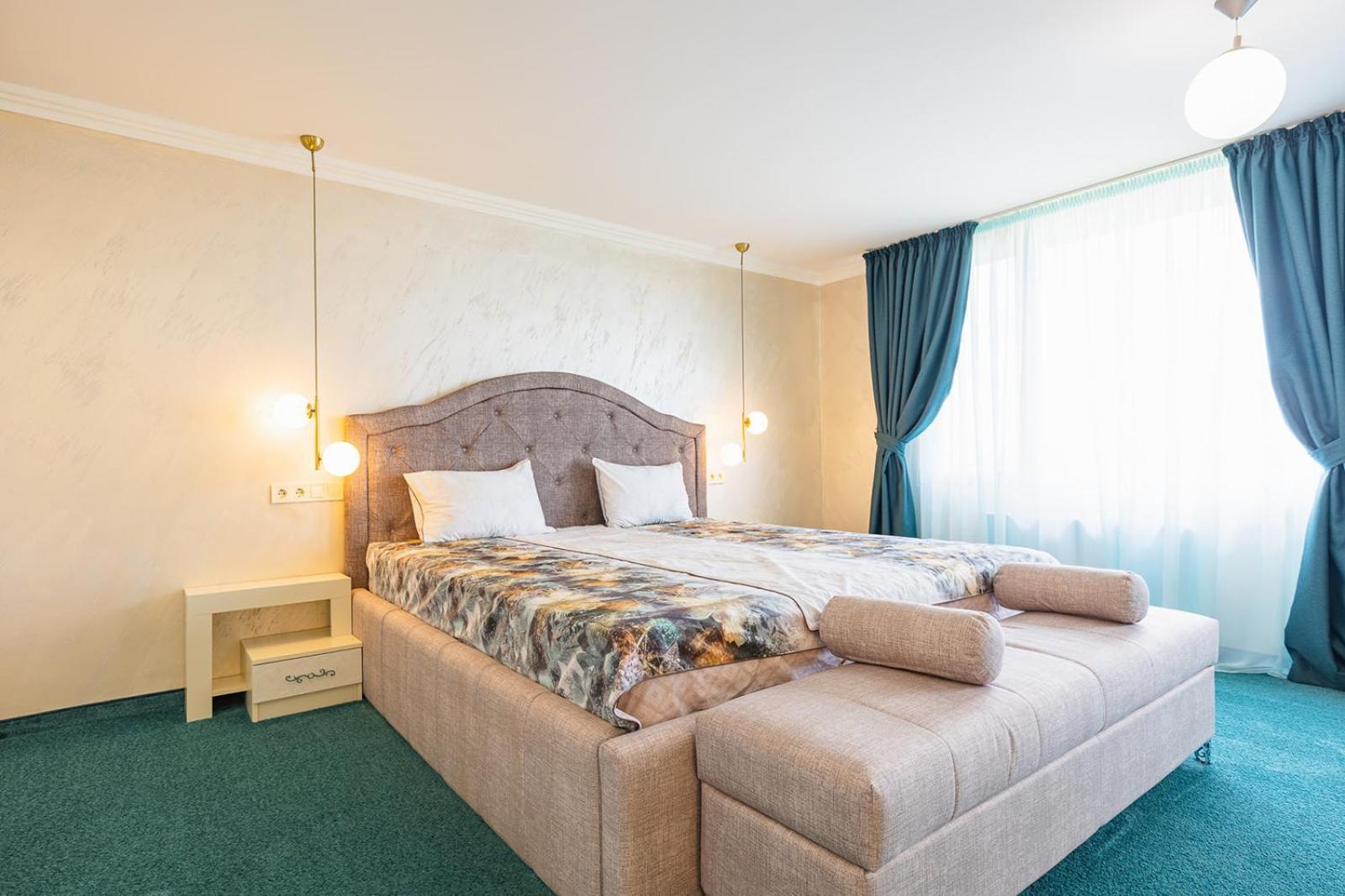Lecardo Hotel 아헬로이 외부 사진